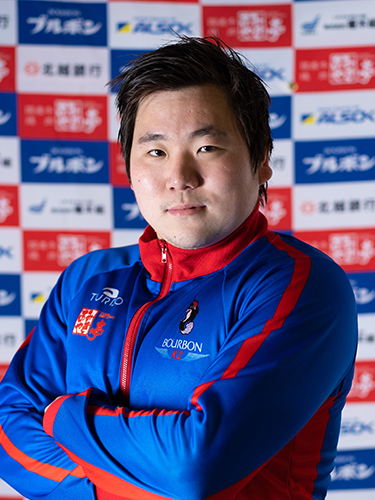 高田 勇希